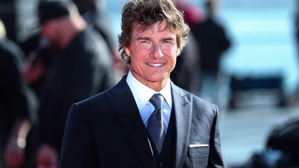 Cruise further sold his Beverly Hills home for a reported USD 40 million in 2016 and a Hollywood Hills property to Eva Longoria for USD 11.4 million in 2015. In Florida, he reportedly spent around USD 11.8 million acquiring condominium units in Clearwater in 2018. His former properties also include a New York city condominium and an estate in West Sussex, England. Cruise further sold his Beverly Hills home for a reported USD 40 million in 2016 and a Hollywood Hills property to Eva Longoria for USD 11.4 million in 2015. In Florida, he reportedly spent around USD 11.8 million acquiring condominium units in Clearwater in 2018. His former properties also include a New York city condominium and an estate in West Sussex, England.